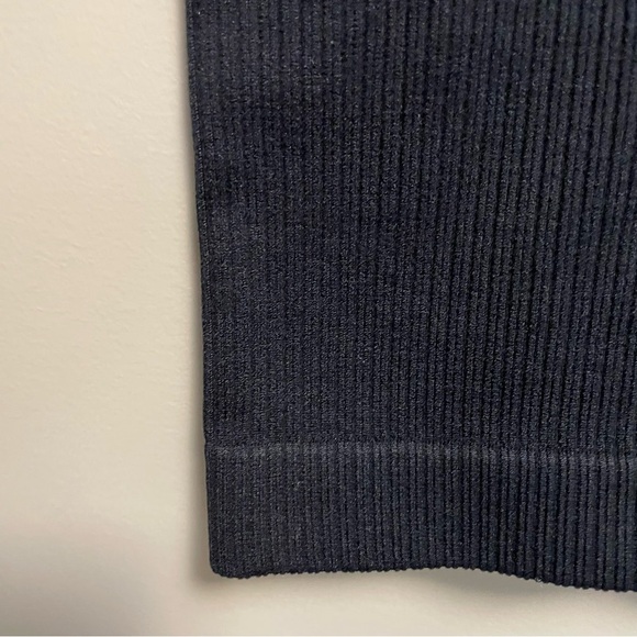 A New Day Black Ribbed Tank Top Women’s Size Medium - Picture 4 of 7